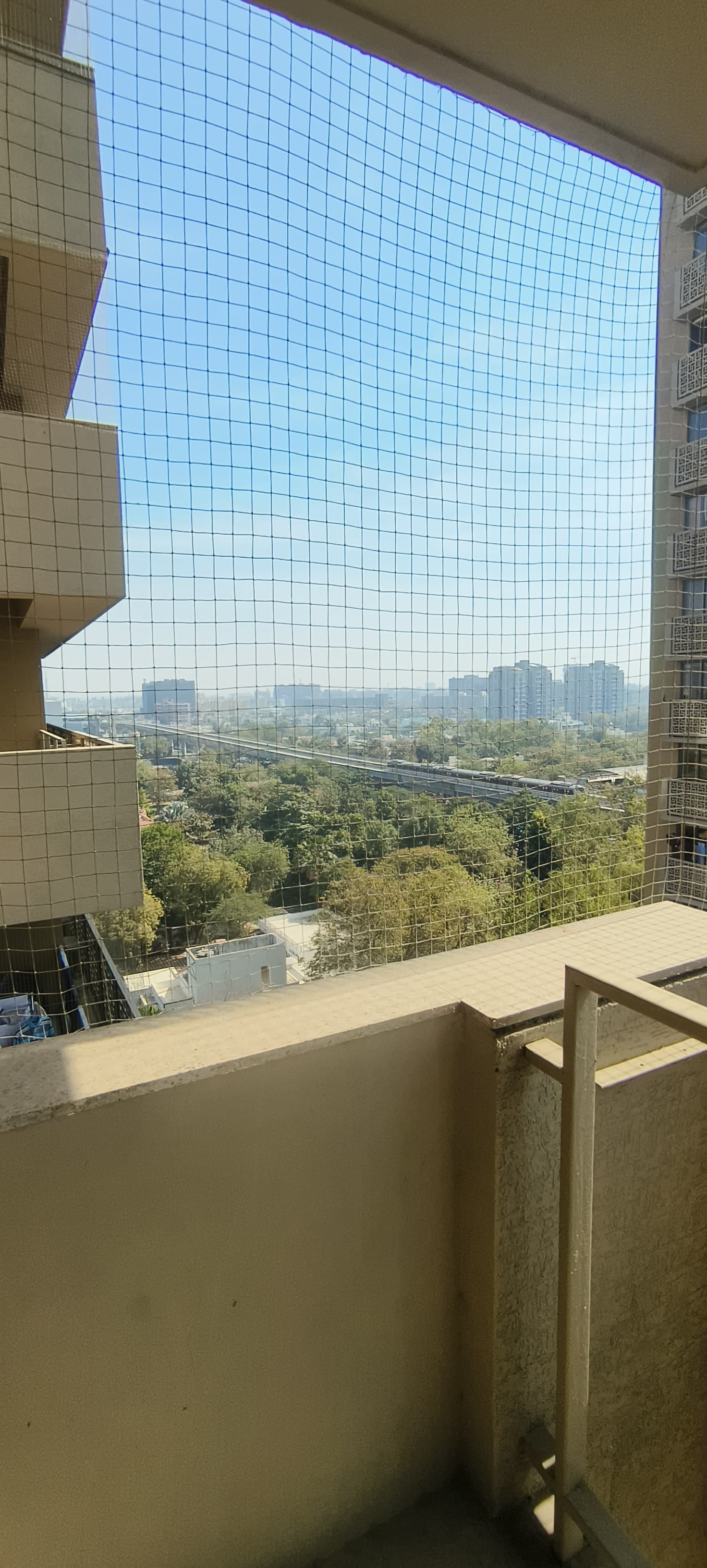 4 BHK 2990 Sq.FT Residential Flat for Rent in Thaltej Ahmedabad