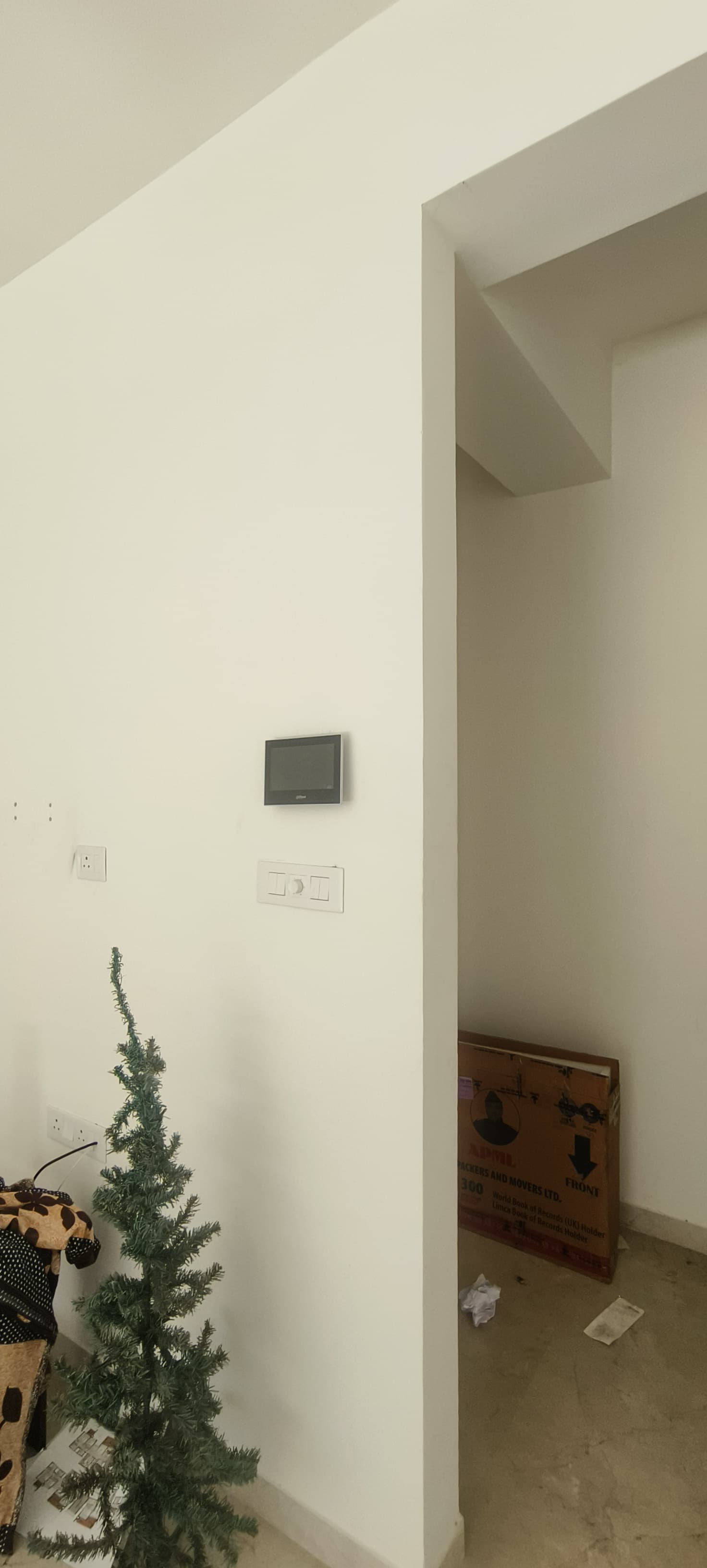 4 BHK 2990 Sq.FT Residential Flat for Rent in Thaltej Ahmedabad - Media 19