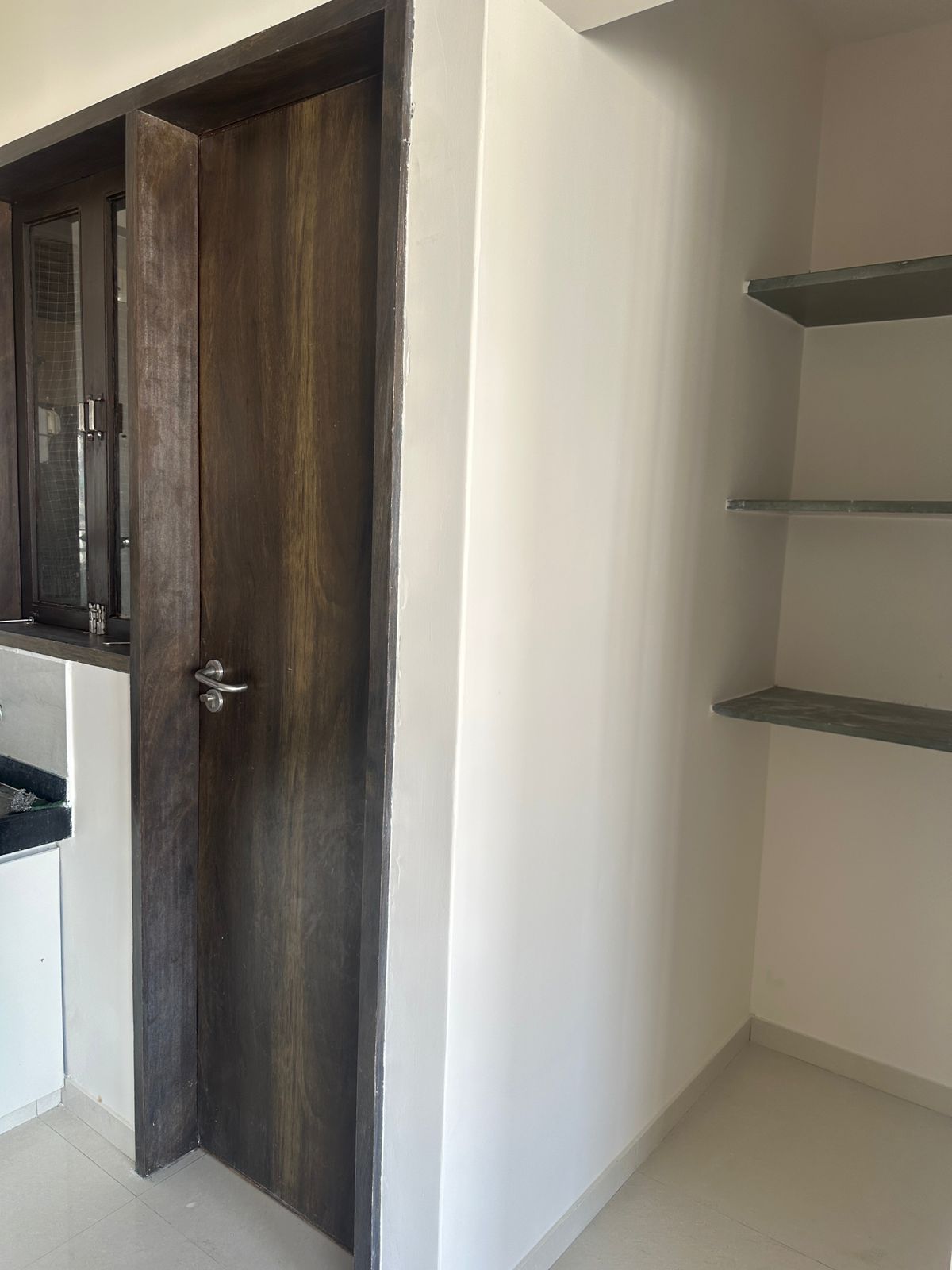 2 BHK 1260 Sq.FT Residential Flat for Rent in Vastrapur Ahmedabad - Media 2