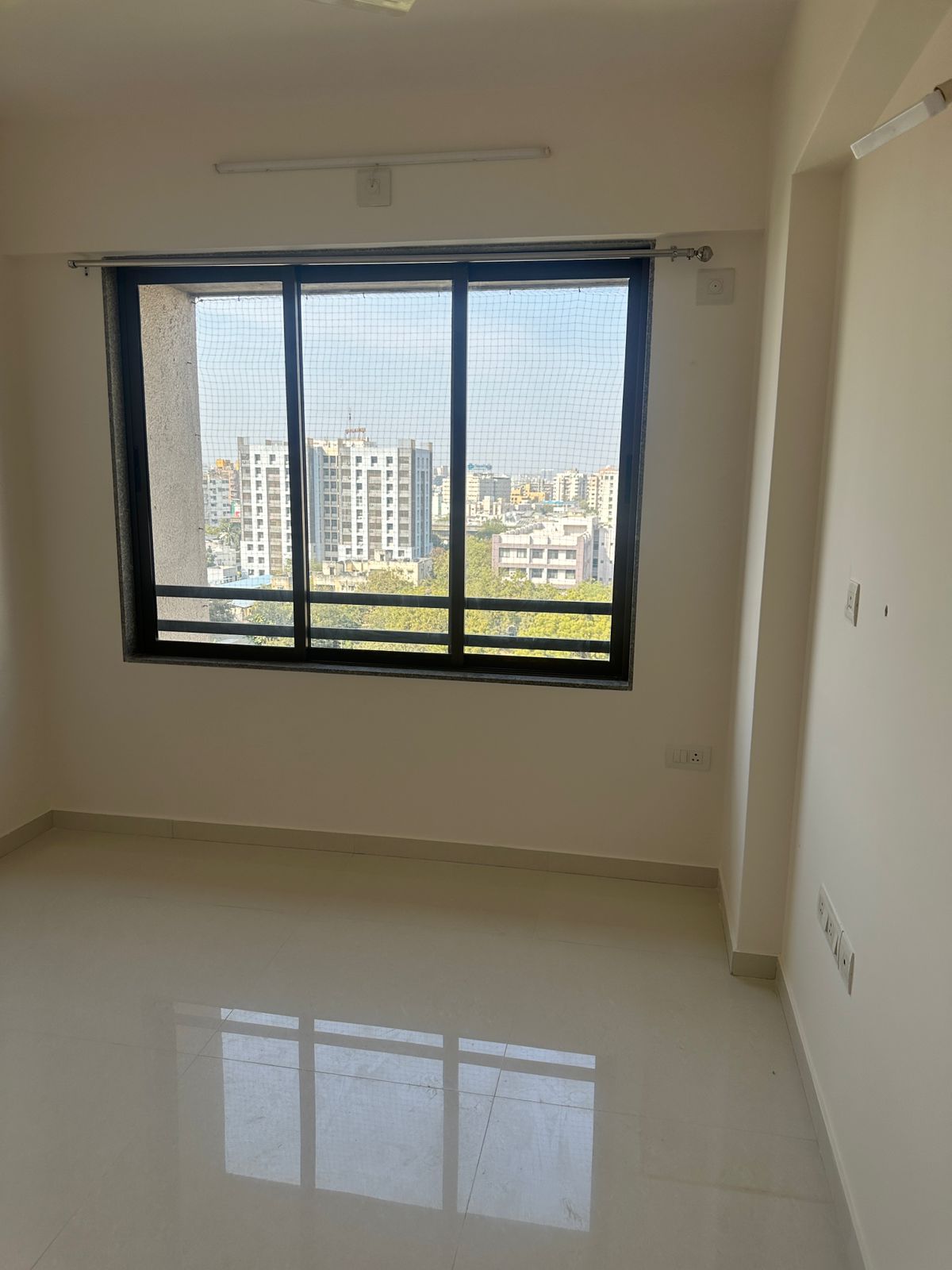2 BHK 1260 Sq.FT Residential Flat for Rent in Vastrapur Ahmedabad - Media 6