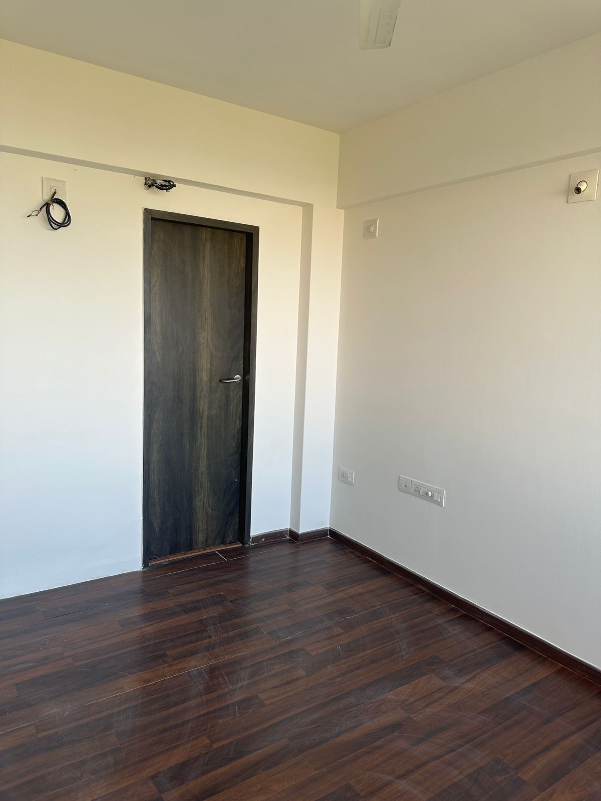 2 BHK 1260 Sq.FT Residential Flat for Rent in Vastrapur Ahmedabad - Media 13