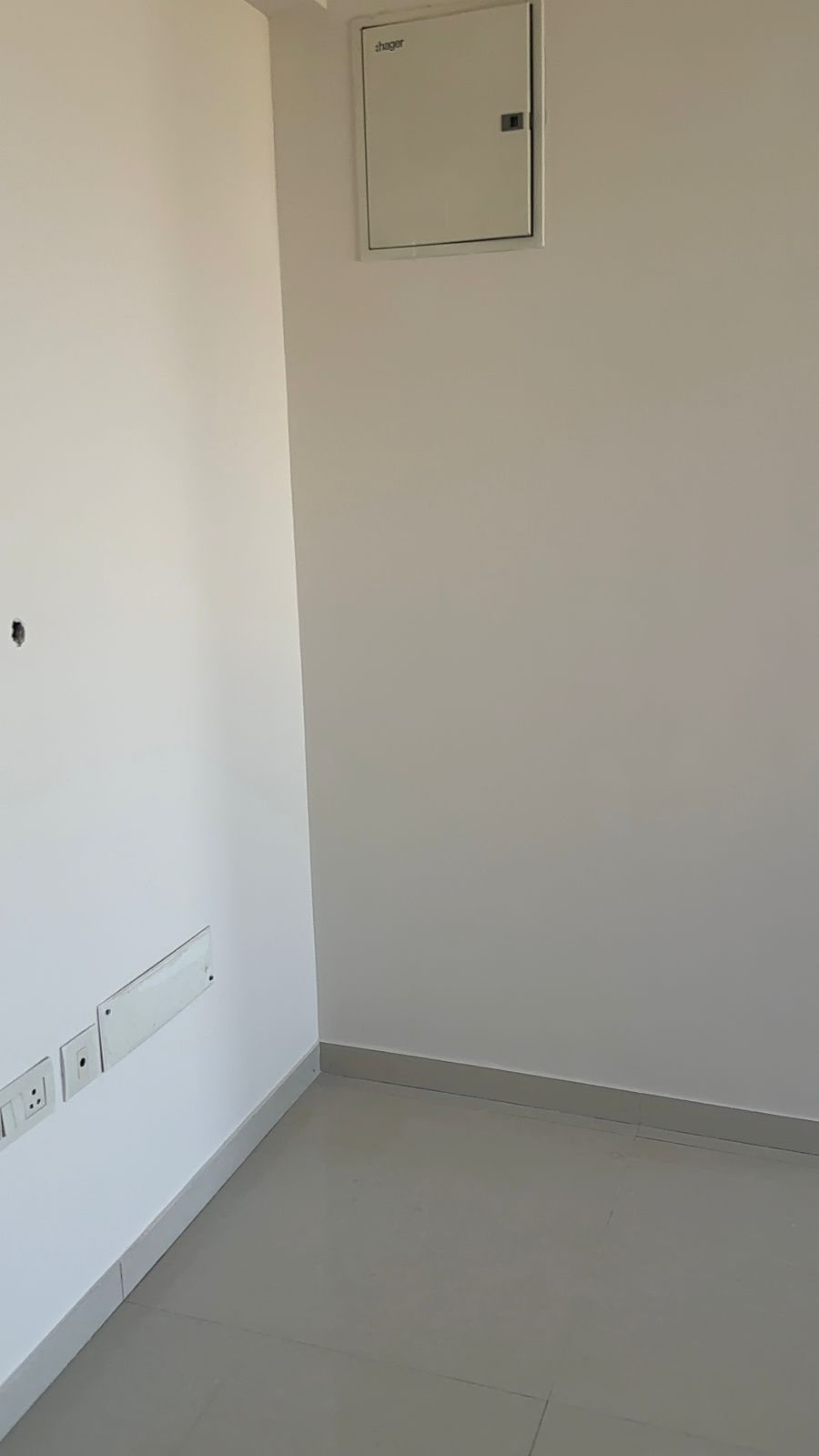 2 BHK 1260 Sq.FT Residential Flat for Rent in Vastrapur Ahmedabad - Media 17