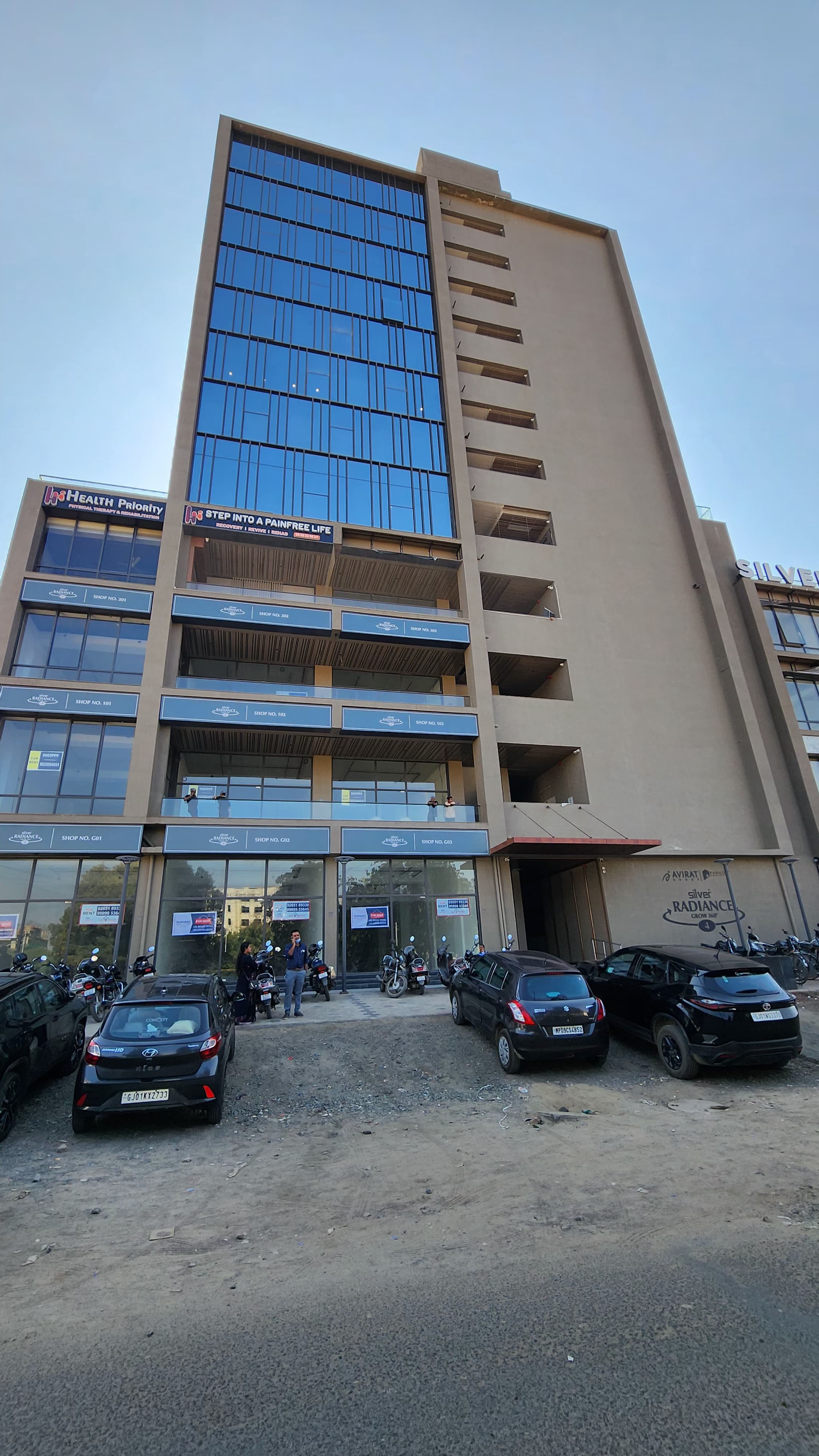 OFFICE 1690 Sq.FT Commercial Office for Rent in Sg Highway Ahmedabad - Media 3