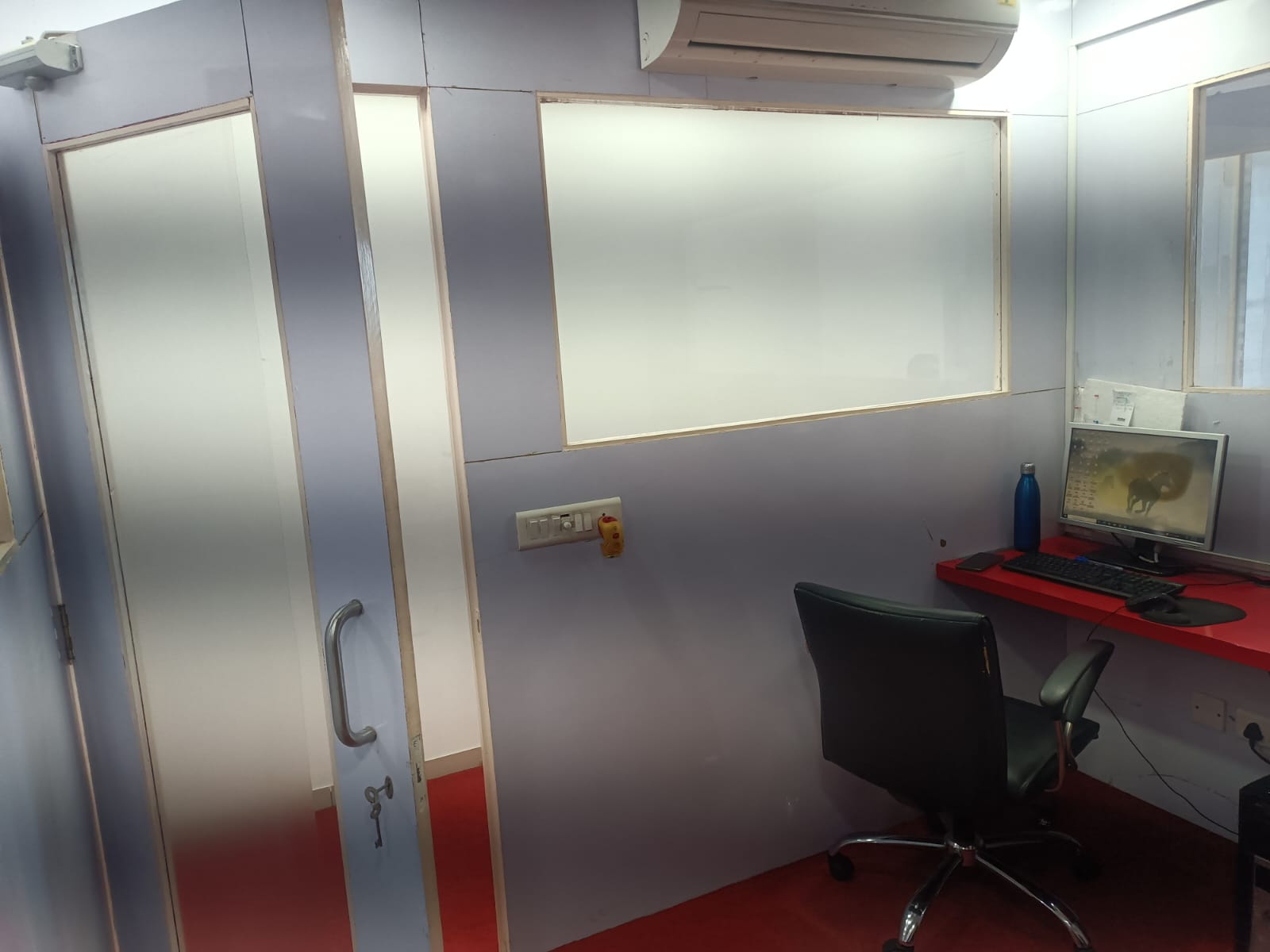 OFFICE 680 Sq.FT Commercial Office for Rent in Hebatpur Road Ahmedabad - Media 3