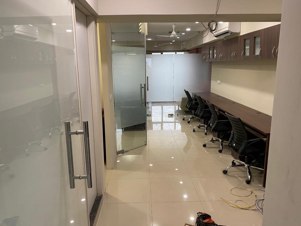 OFFICE 822 Sq.FT Commercial Office for Rent in Bodakdev Ahmedabad