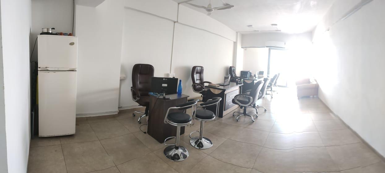 OFFICE 795 Sq.FT Commercial Office for Rent in Thaltej Ahmedabad - Media 12