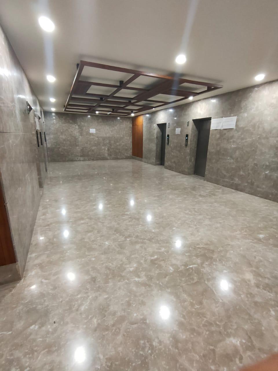 OFFICE 795 Sq.FT Commercial Office for Rent in Thaltej Ahmedabad - Media 3