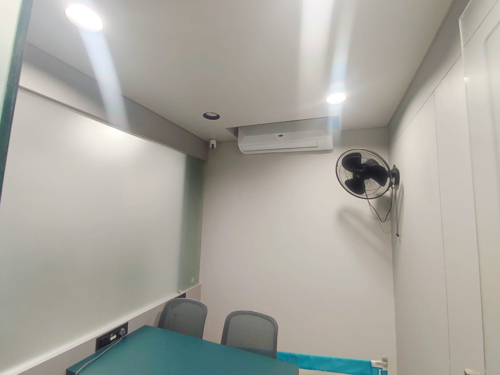OFFICE 465 Sq.FT Commercial Office for Rent in Prahladnagar Ahmedabad - Media 10