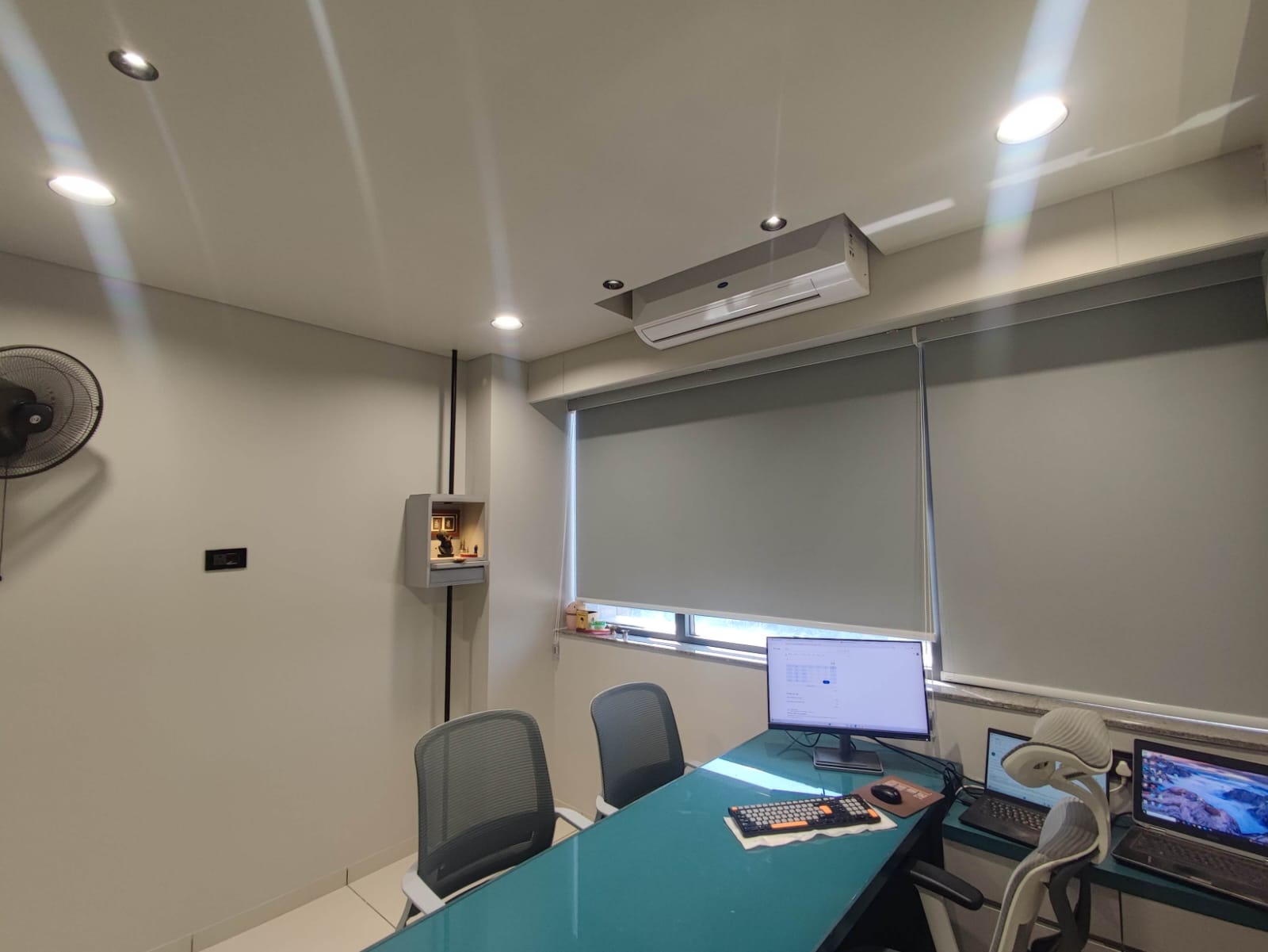 OFFICE 465 Sq.FT Commercial Office for Rent in Prahladnagar Ahmedabad