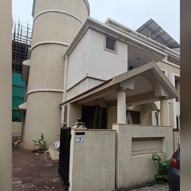 4 BHK 207 Sq.YRD Residential Bunglow for Sell in Sindhubhavan Road Ahmedabad - Media 2