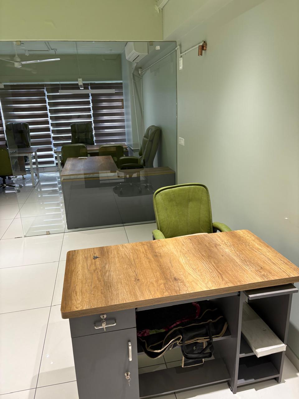 OFFICE 875 Sq.FT Commercial Office for Rent in Gota Ahmedabad - Media 2