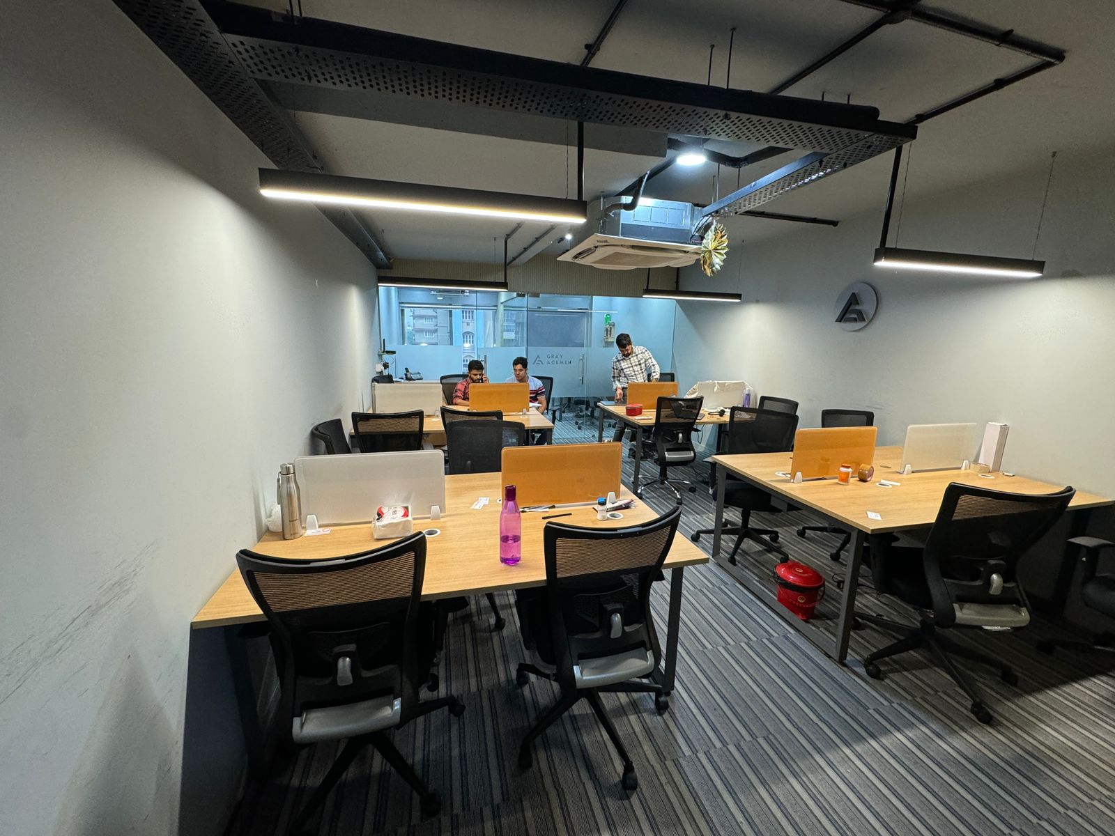 OFFICE 928 Sq.FT Commercial Office for Rent in Shyamal Ahmedabad - Media 3