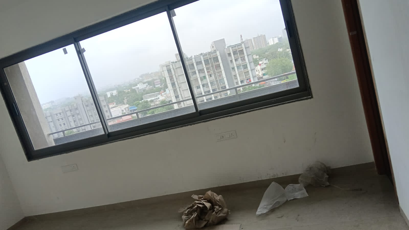 4 BHK 3159 Sq.FT Residential Flat for Sell in Gota Ahmedabad - Media 13