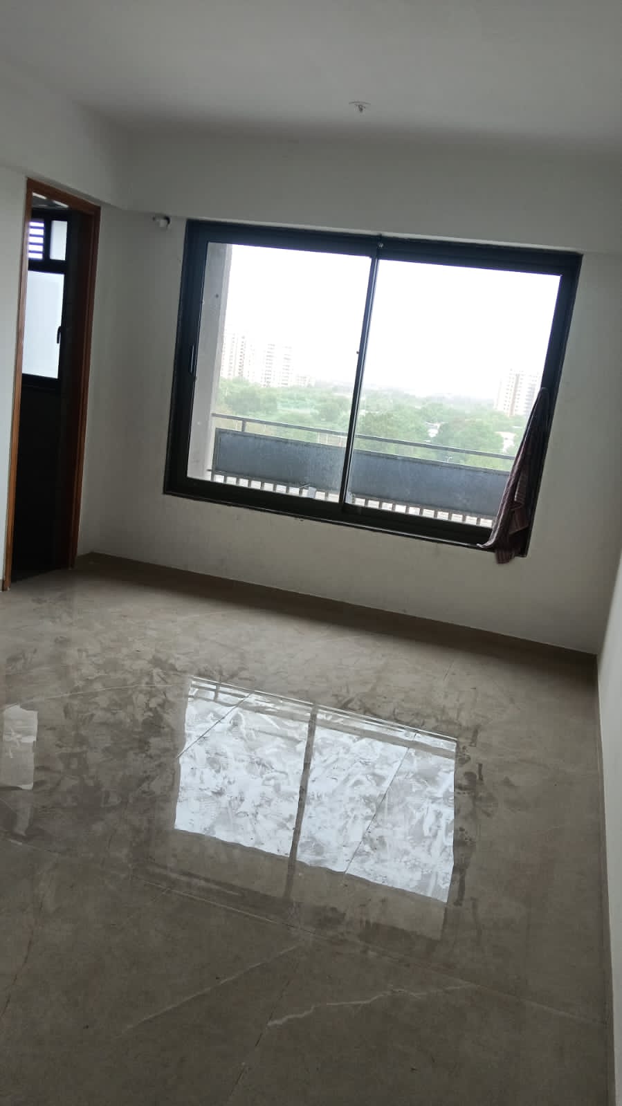 4 BHK 3159 Sq.FT Residential Flat for Sell in Gota Ahmedabad - Media 9