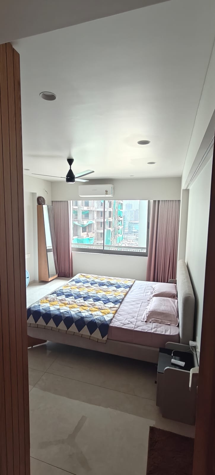 4 BHK 3250 Sq.FT Residential Flat for Sell in Jagatpur Ahmedabad - Media 14