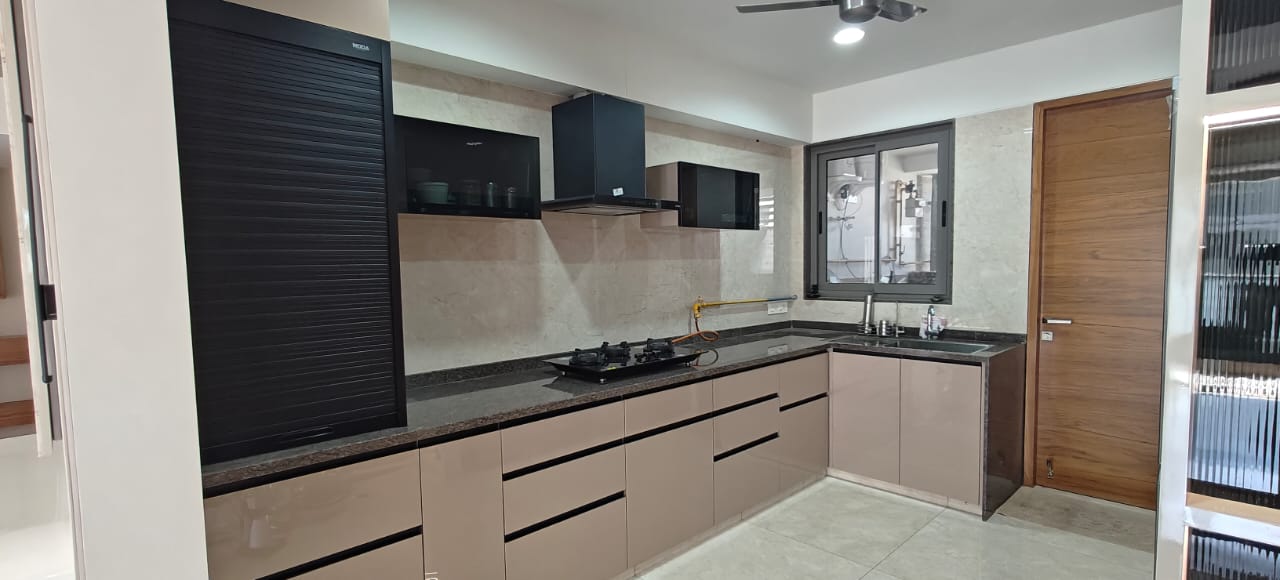 4 BHK 3250 Sq.FT Residential Flat for Sell in Jagatpur Ahmedabad - Media 19