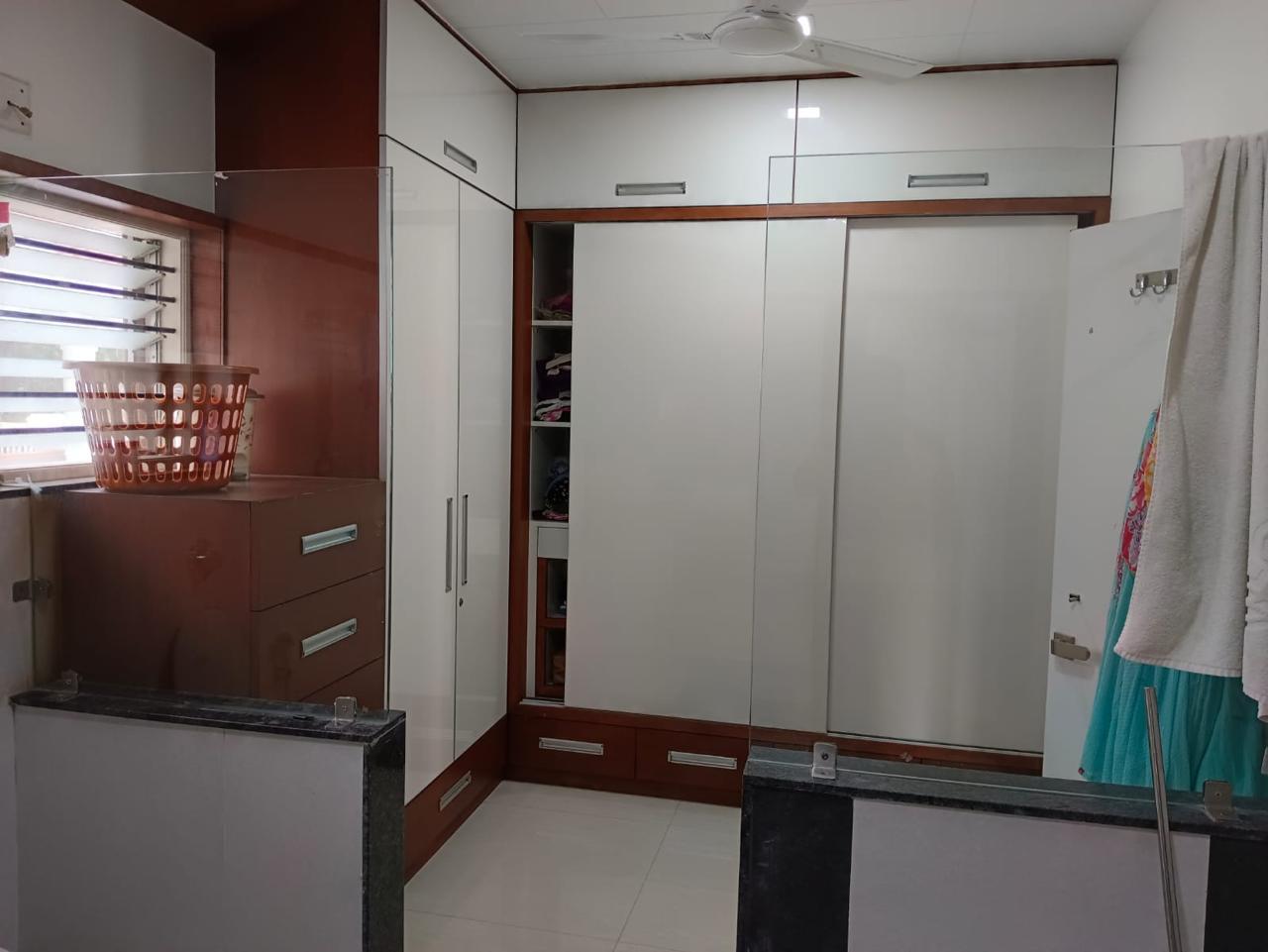 5 BHK 610 Sq.YRD Residential Bunglow for Sell in Thaltej Ahmedabad - Media 19