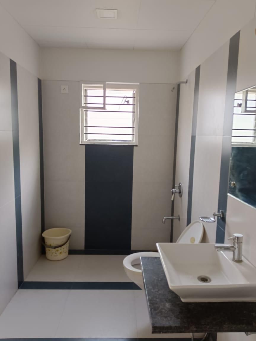 5 BHK 610 Sq.YRD Residential Bunglow for Sell in Thaltej Ahmedabad - Media 13