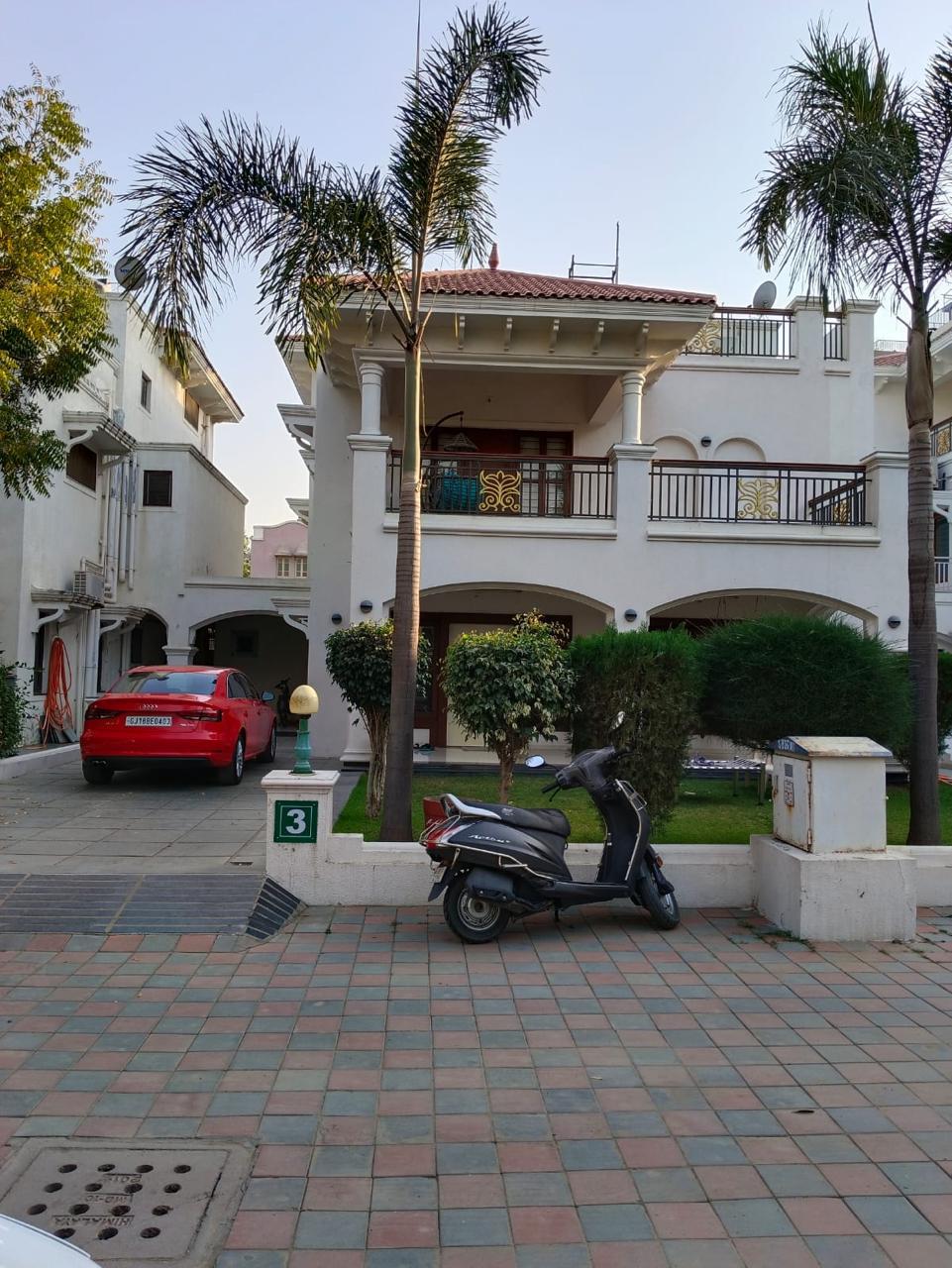 5 BHK 610 Sq.YRD Residential Bunglow for Sell in Thaltej Ahmedabad - Media 17