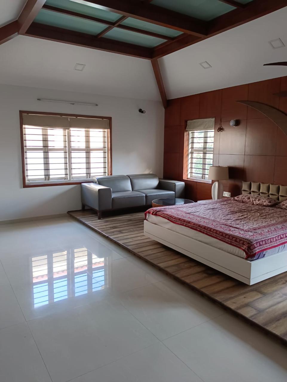 5 BHK 610 Sq.YRD Residential Bunglow for Sell in Thaltej Ahmedabad - Media 6
