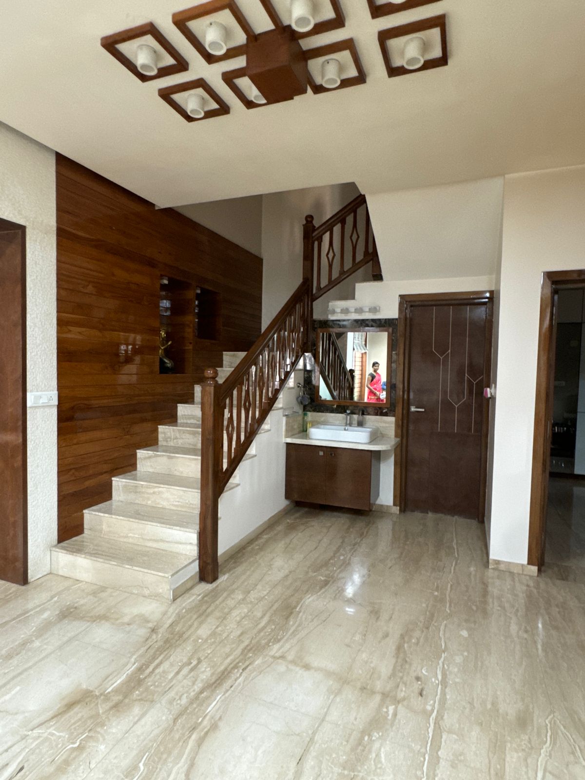 5 BHK 462 Sq.YRD Residential Bunglow for Sell in Thaltej Ahmedabad - Media 7