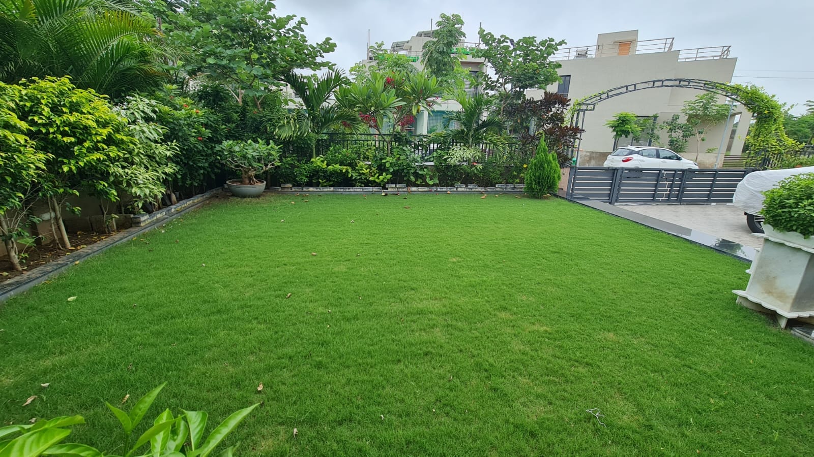 4 BHK 641 Sq.YRD Residential Bunglow for Sell in Shilaj Ahmedabad - Media 18