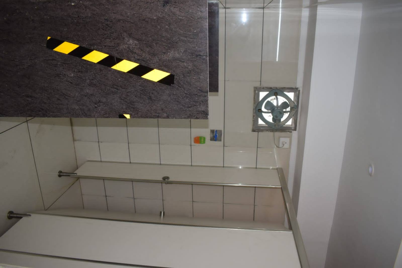 OFFICE 3700 Sq.FT Commercial Office for Rent in Ellisbridge Ahmedabad - Media 20