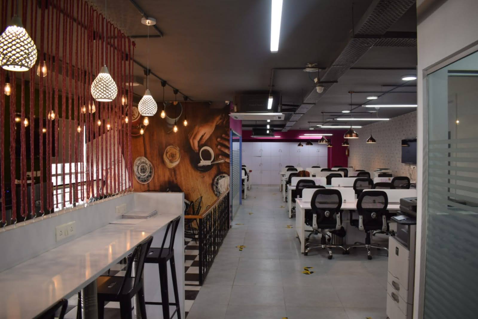 OFFICE 3700 Sq.FT Commercial Office for Rent in Ellisbridge Ahmedabad - Media 9