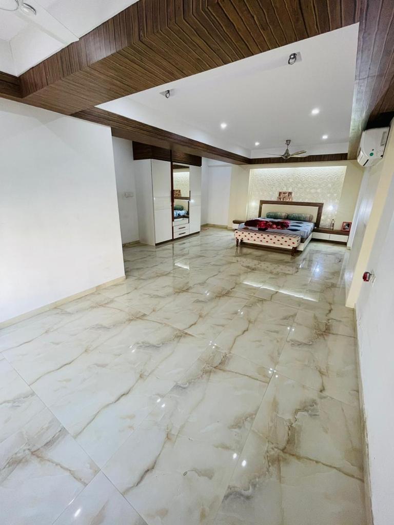 3 BHK 410 Sq.YRD Residential Penthouse for Sell in Science City Road Ahmedabad - Media 15