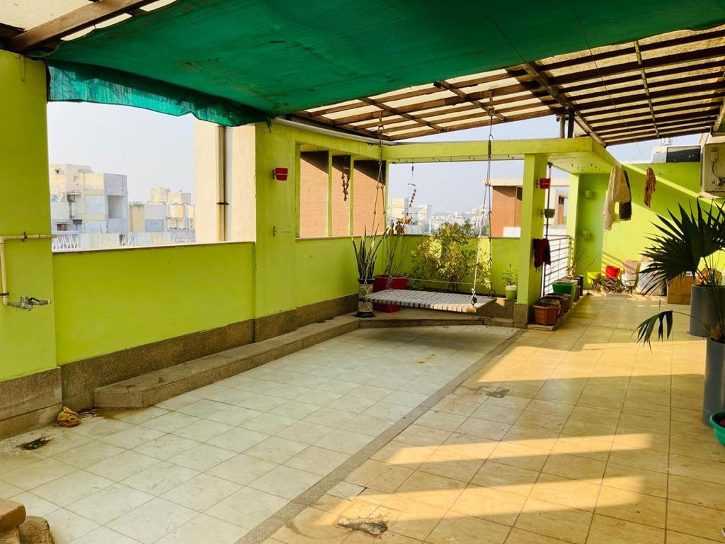 3 BHK 410 Sq.YRD Residential Penthouse for Sell in Science City Road Ahmedabad - Media 9