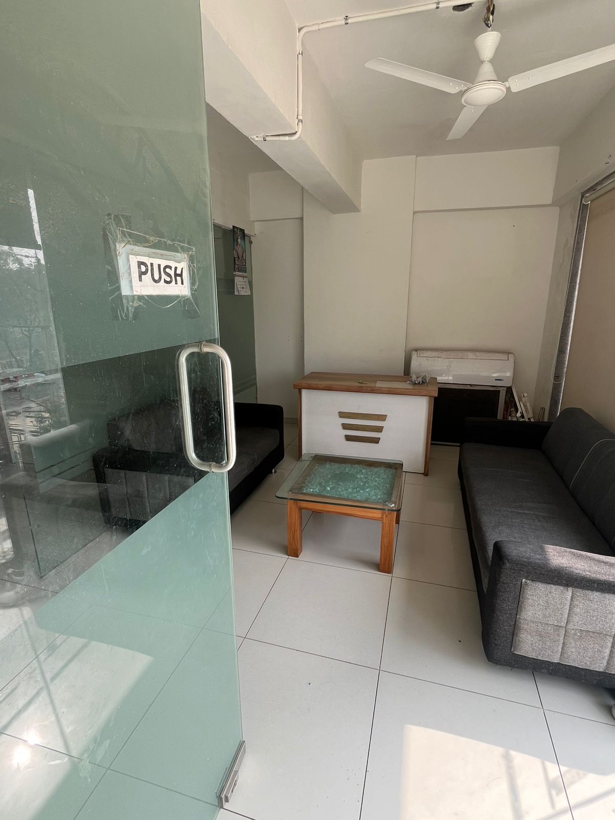 FIRST FLOOR 1354 Sq.FT Showroom First Floor for Sell in Bhadaj Ahmedabad