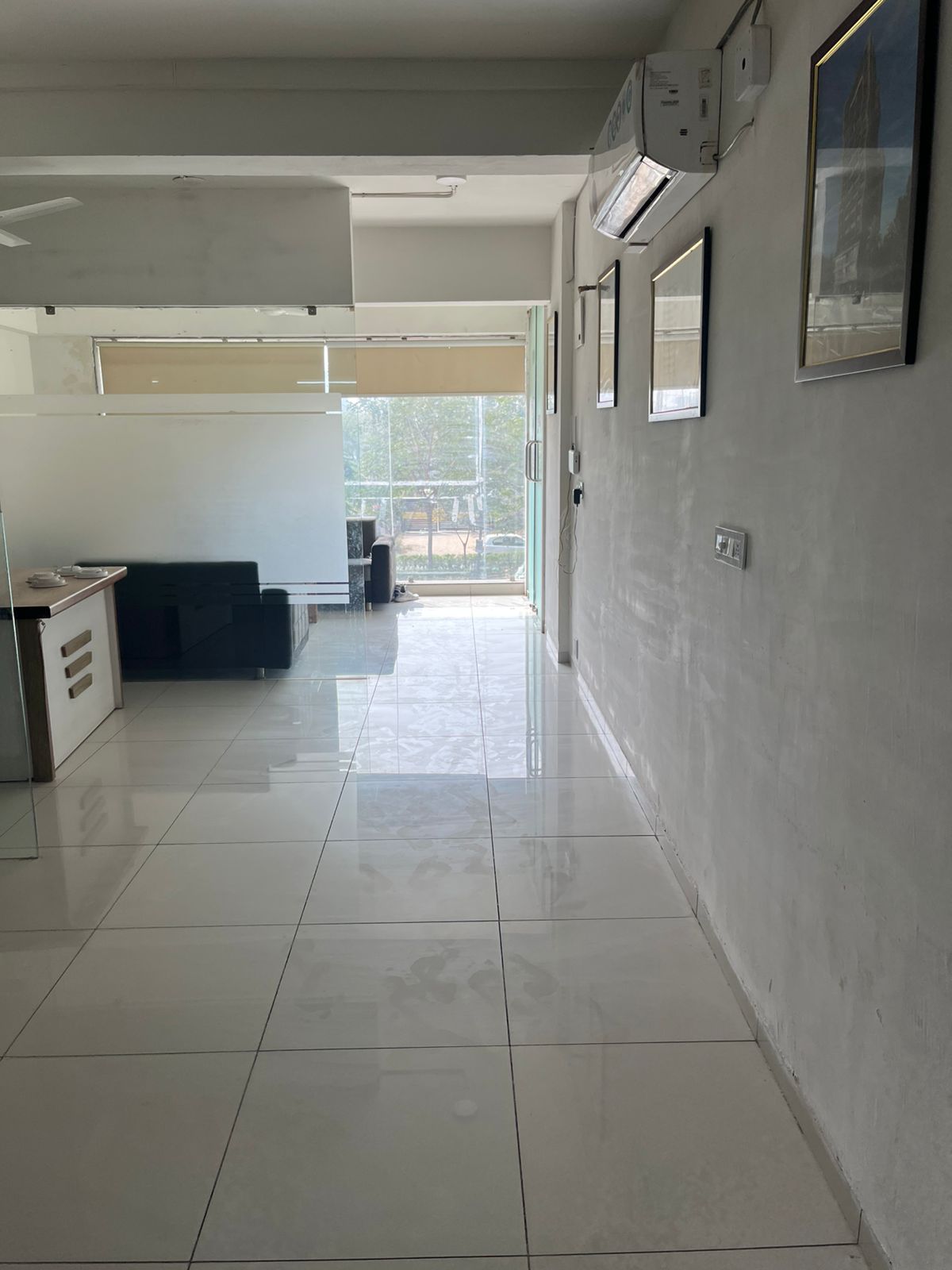 FIRST FLOOR 1354 Sq.FT Showroom First Floor for Sell in Bhadaj Ahmedabad - Media 2