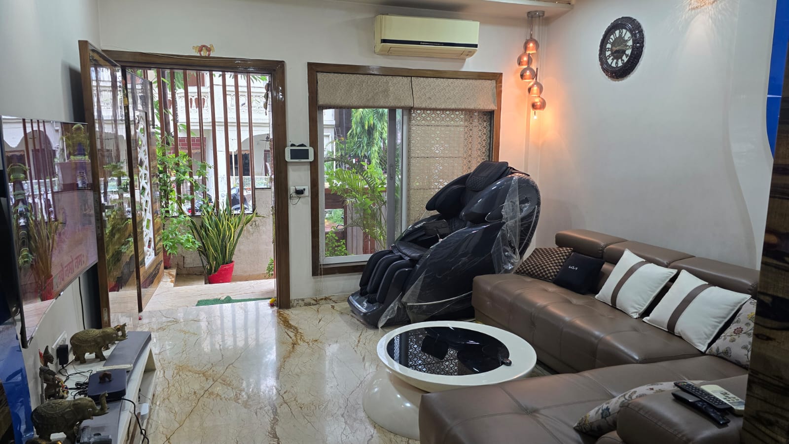 6 BHK 1530 Sq.FT Residential Bunglow for Sell in Memnagar Ahmedabad - Media 3