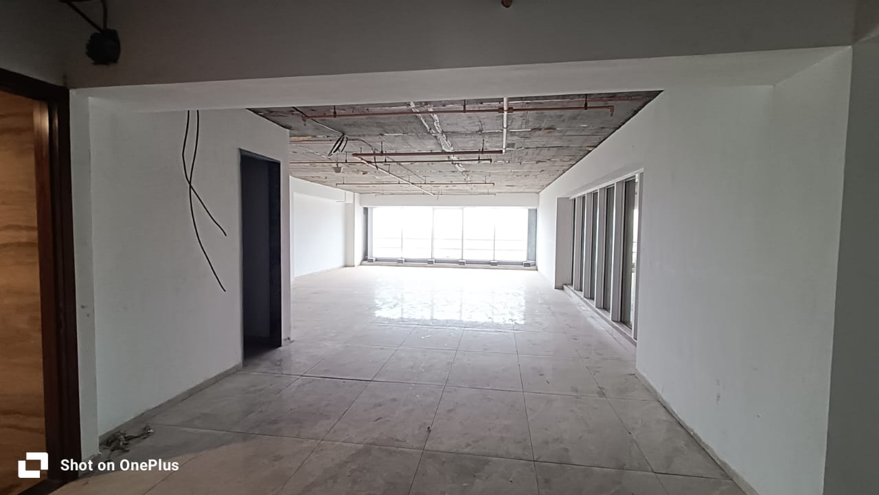 OFFICE 2400 Sq.FT Commercial Office for Sell in Sindhubhavan Road Ahmedabad