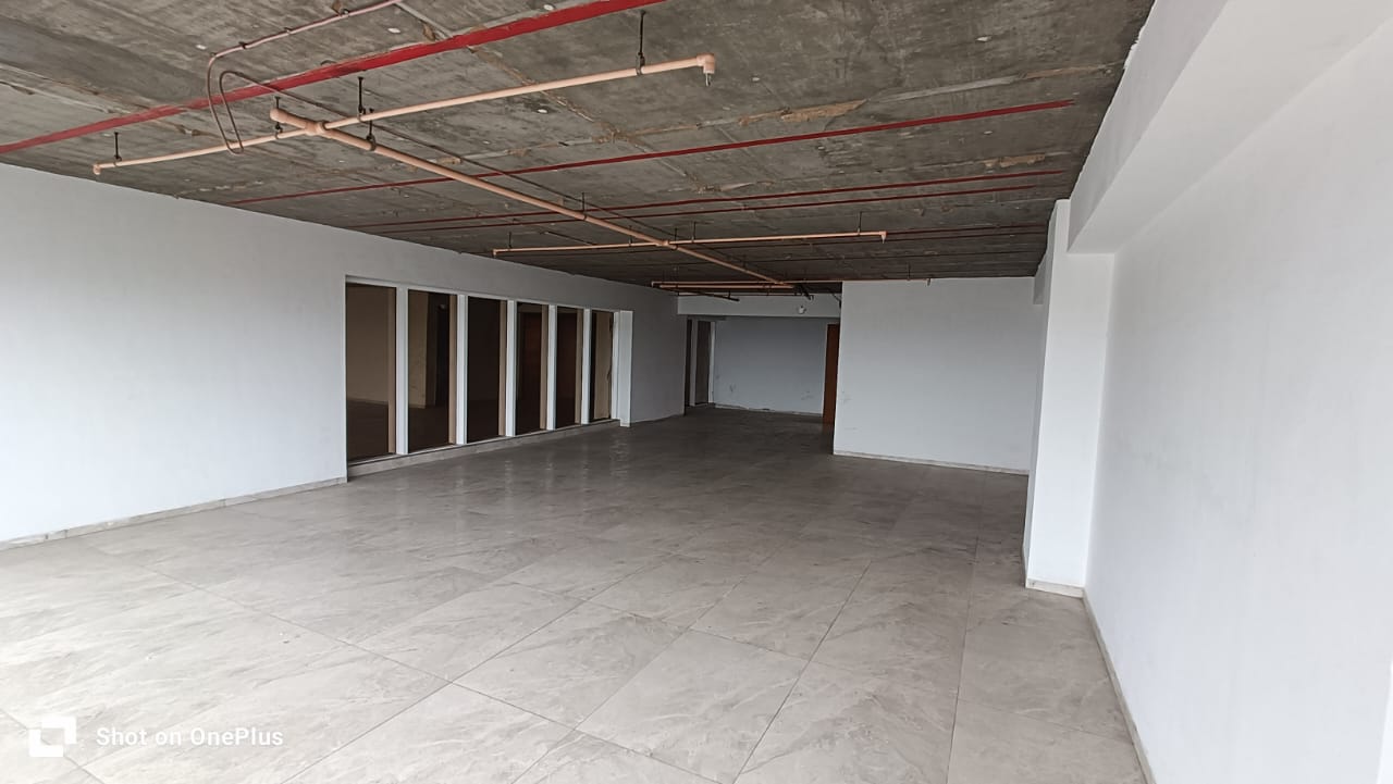 OFFICE 2400 Sq.FT Commercial Office for Sell in Sindhubhavan Road Ahmedabad - Media 8