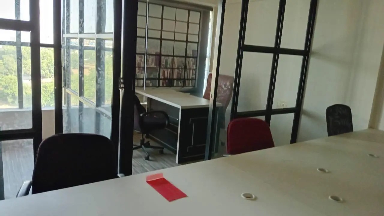 OFFICE 911 Sq.FT Commercial Office for Rent in Hebatpur Road Ahmedabad - Media 4