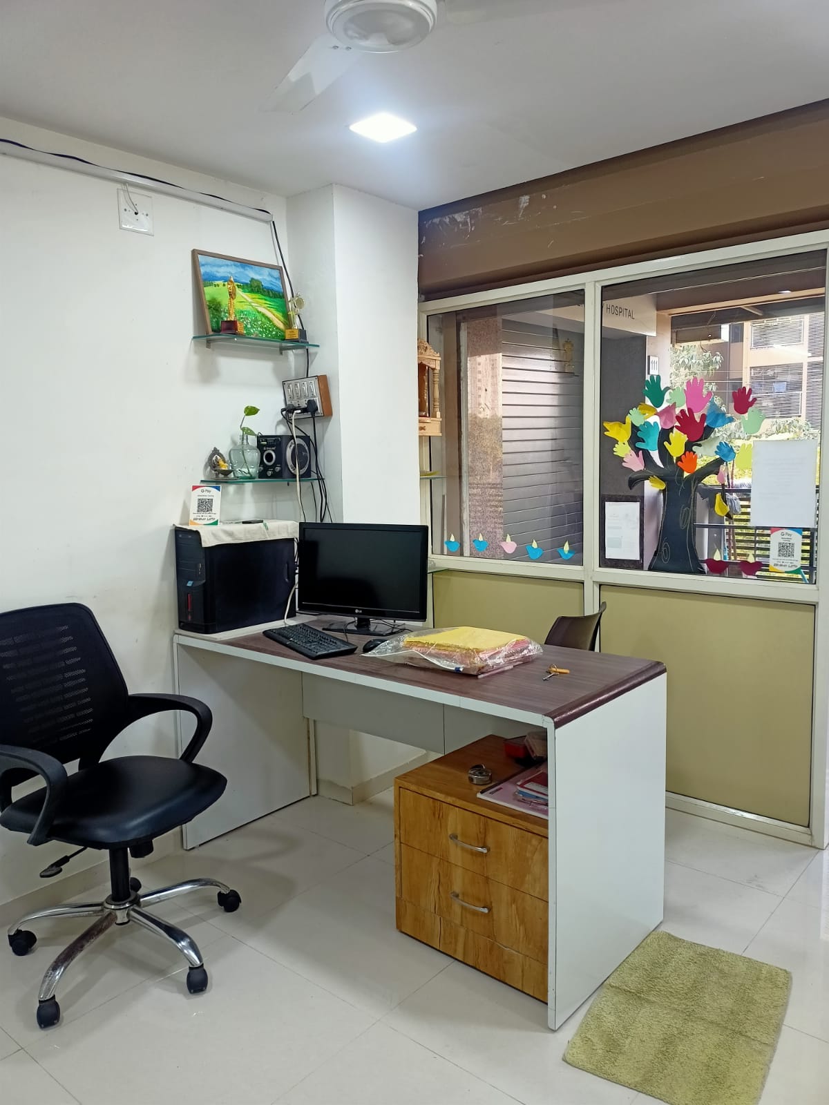 OFFICE 518 Sq.FT Commercial Office for Rent in Vaishnodevi Circle Ahmedabad - Media 3
