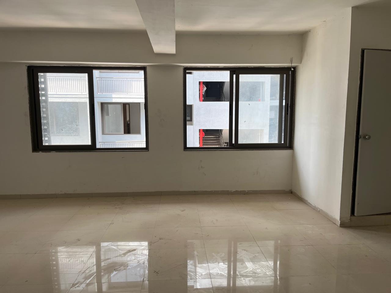 OFFICE 802 Sq.FT Commercial Office for Rent in Gota Ahmedabad - Media 3