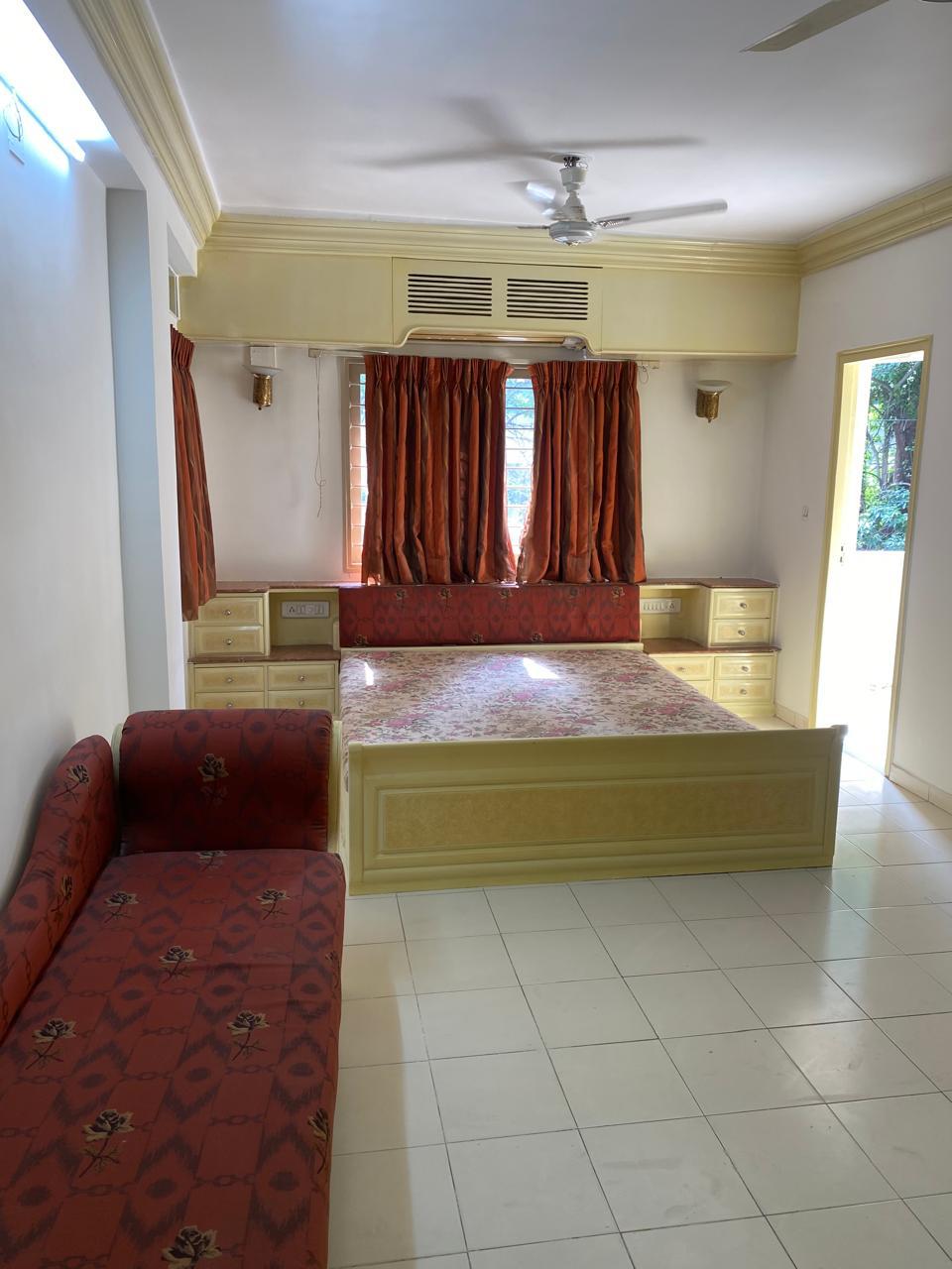 4 BHK 2790 Sq.FT Residential Flat for Rent in Bodakdev Ahmedabad - Media 11