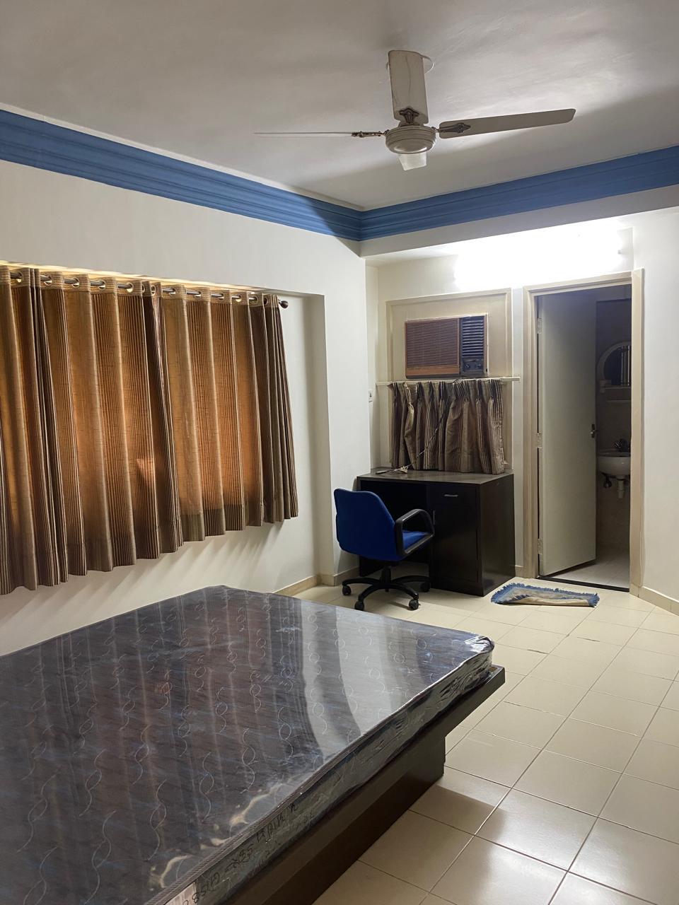 4 BHK 2790 Sq.FT Residential Flat for Rent in Bodakdev Ahmedabad - Media 10