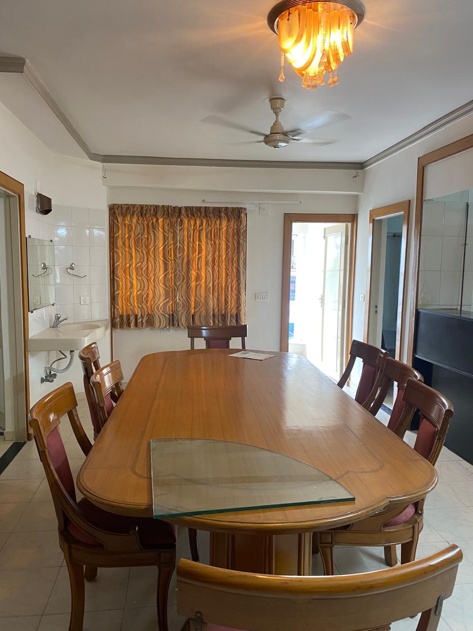 4 BHK 2790 Sq.FT Residential Flat for Rent in Bodakdev Ahmedabad - Media 16