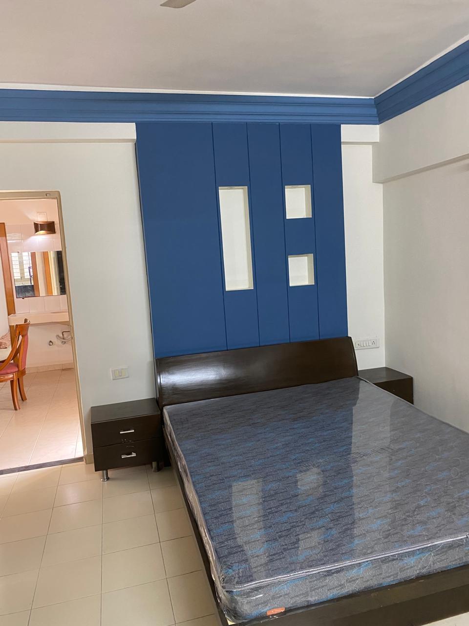4 BHK 2790 Sq.FT Residential Flat for Rent in Bodakdev Ahmedabad - Media 5