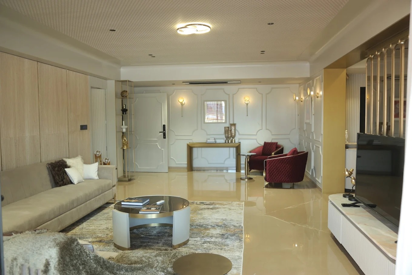 4 BHK 3967 Sq.FT Residential Flat for Sell in Sindhubhavan Road Ahmedabad - Media 5
