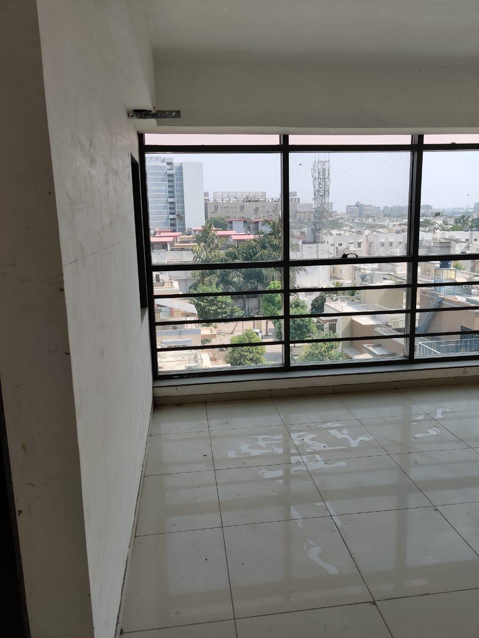 OFFICE 638 Sq.FT Commercial Office for Rent in Science City Road Ahmedabad - Media 3