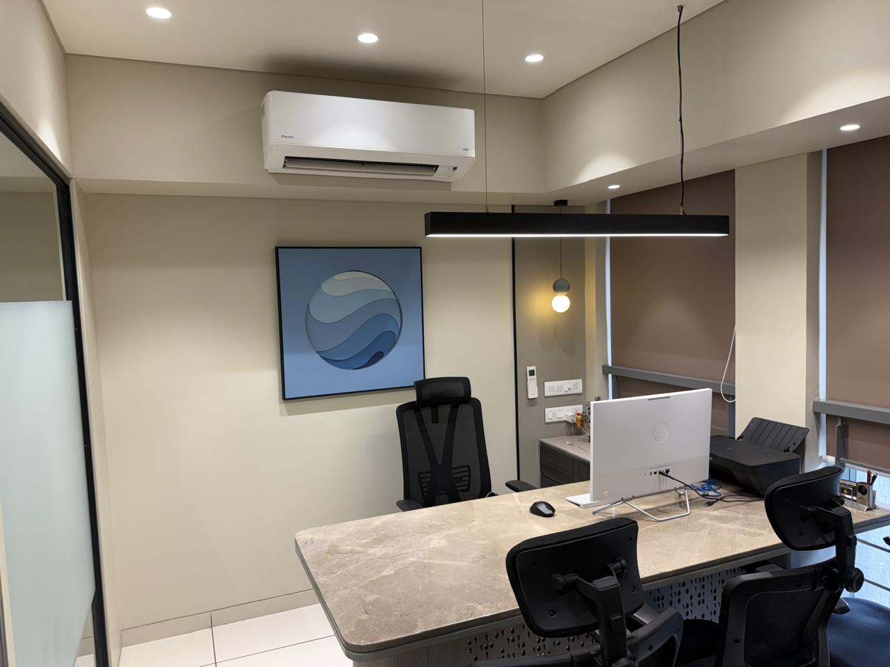 OFFICE 778 Sq.FT Commercial Office for Rent in Sindhubhavan Road Ahmedabad - Media 6