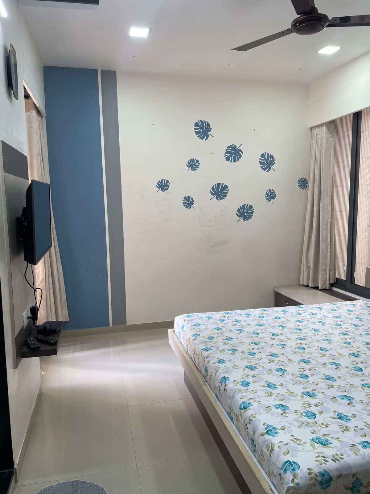 3 BHK 200 Sq.YRD Residential Flat for Sell in Thaltej Ahmedabad - Media 5