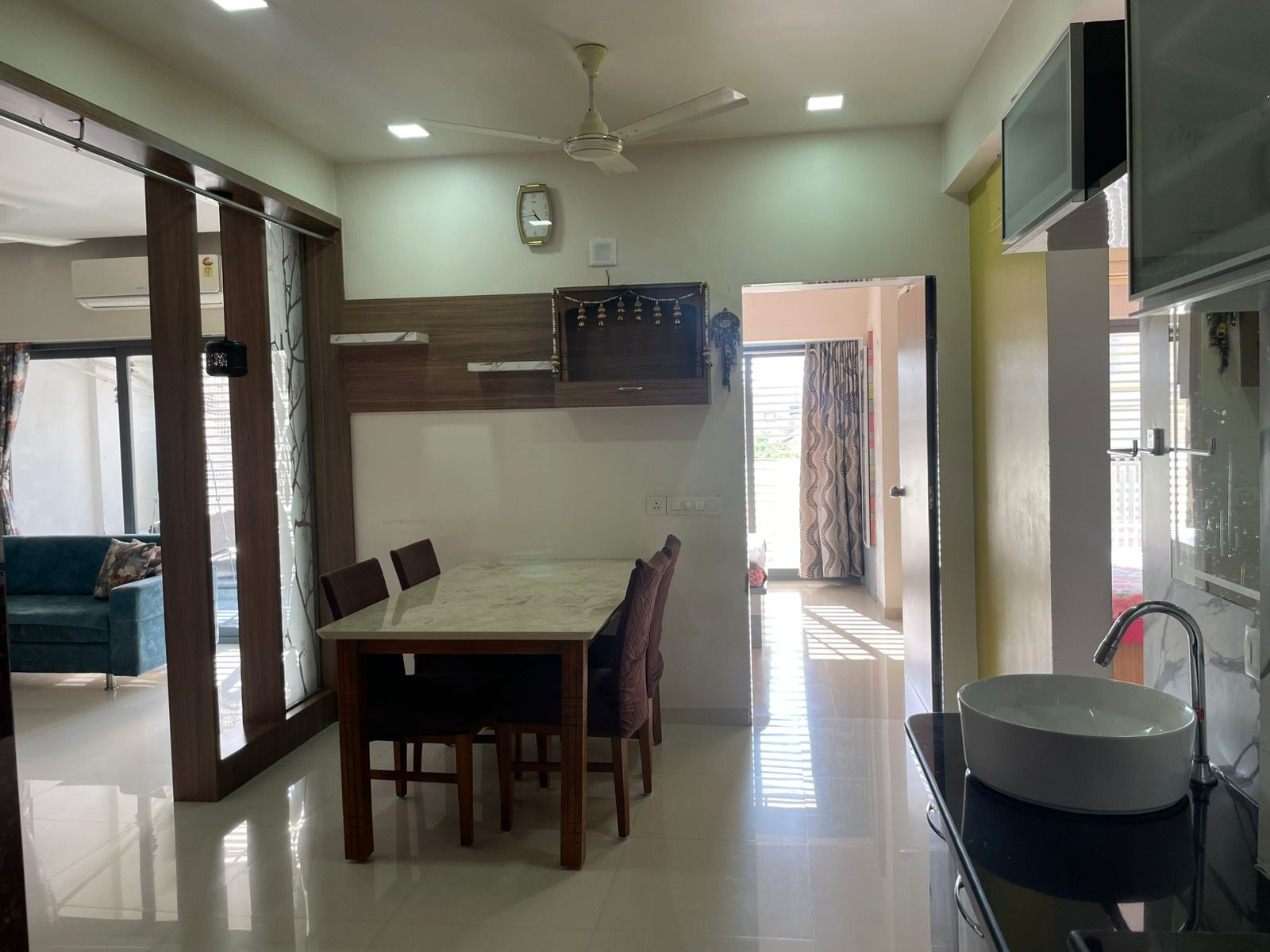 3 BHK 200 Sq.YRD Residential Flat for Sell in Thaltej Ahmedabad - Media 9