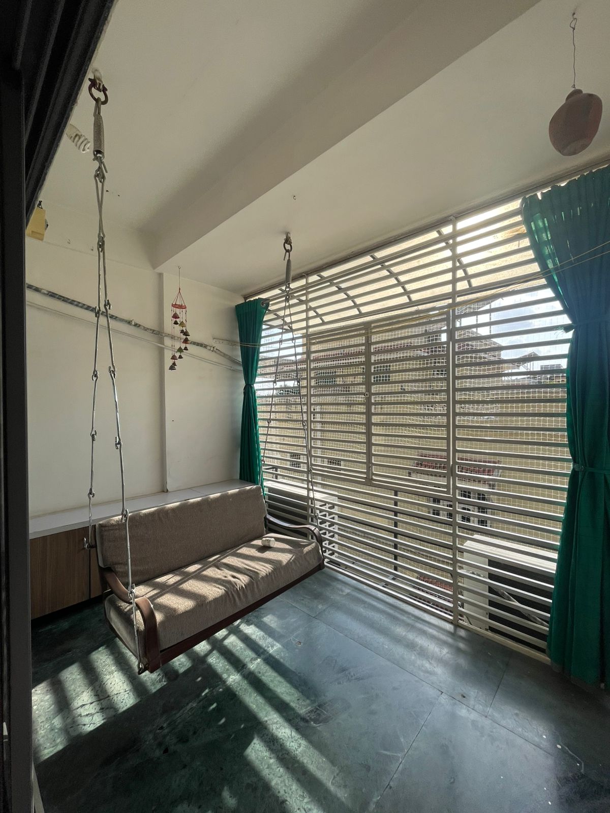 3 BHK 200 Sq.YRD Residential Flat for Sell in Thaltej Ahmedabad - Media 16