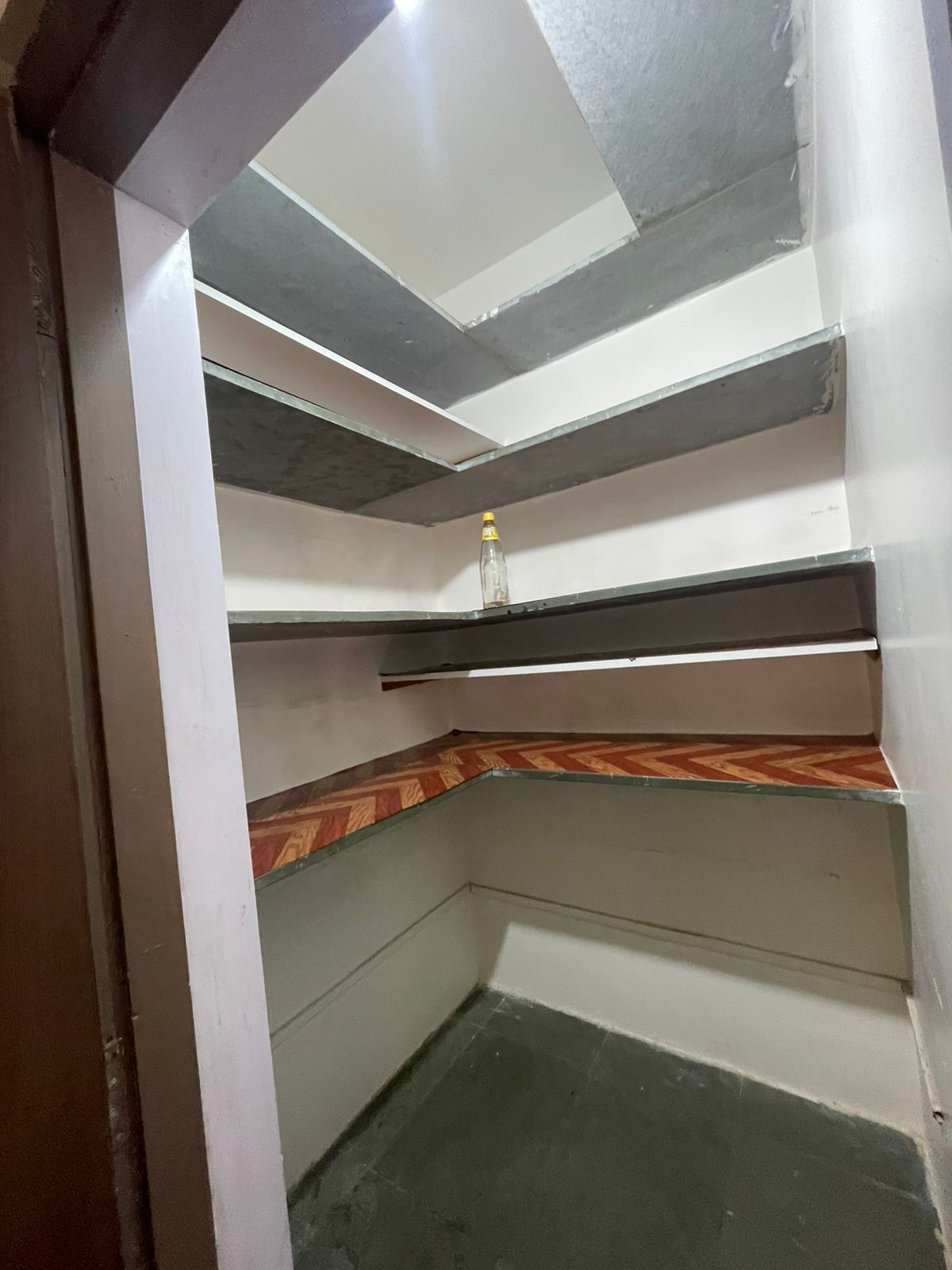 3 BHK 200 Sq.YRD Residential Flat for Sell in Thaltej Ahmedabad - Media 15