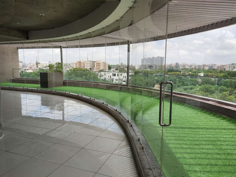 OFFICE 2830 Sq.FT Commercial Office for Sell in Off Sindhubhavan Road Ahmedabad - Media 4